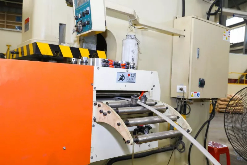 Solar Panel Water Drainage Clips: Finding the Best OEM Suppliers for Reliable Installation