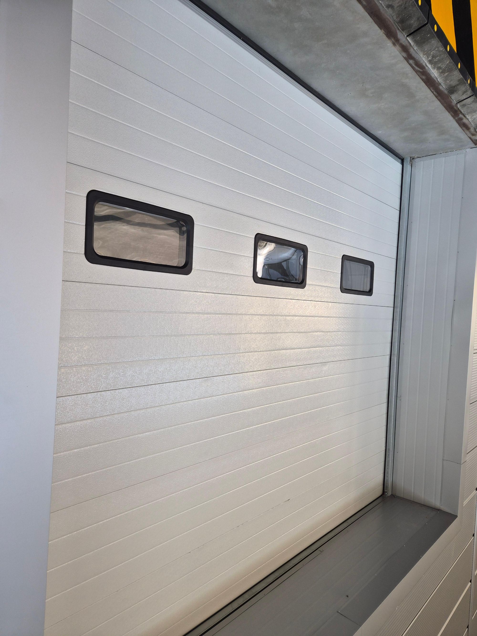 OEM Industrial Sectional Doors – Custom Solutions for Modern Facilities