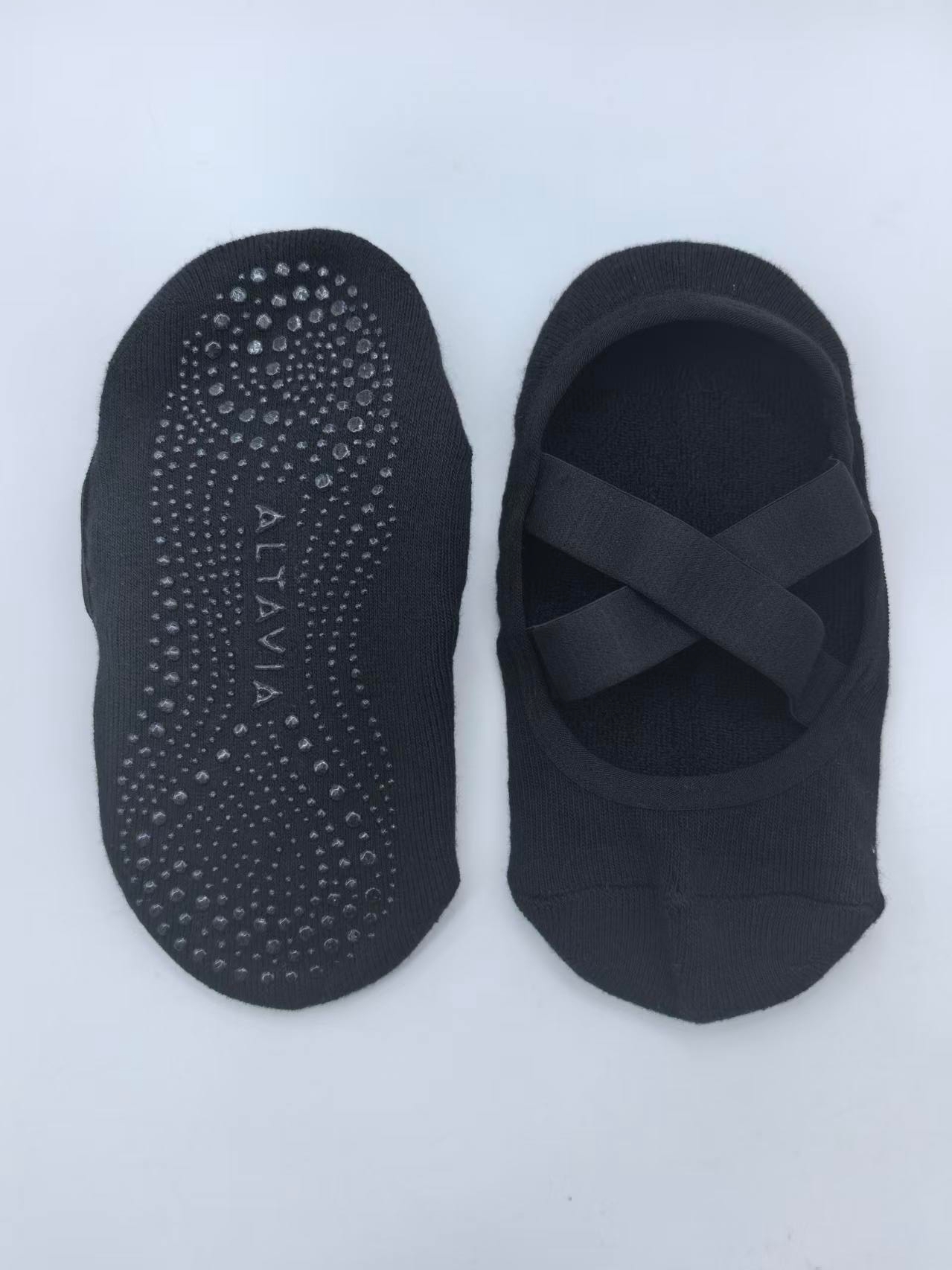 OEM Women Pilates Socks Are the Secret to Better Pilates Performance